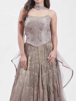 vender Green Tissue Skirt Ensemble   - image 3