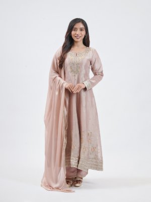 Onion Pink Tissue Straight Pant Outfit - image 1